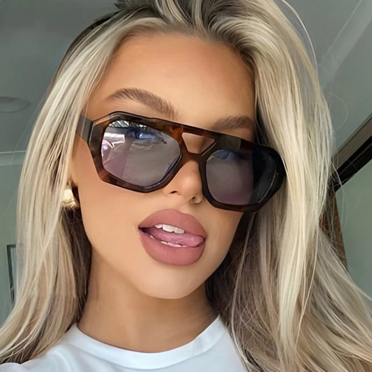 Lunettes A203 – Monture Carrée & Style Rétro-Chic