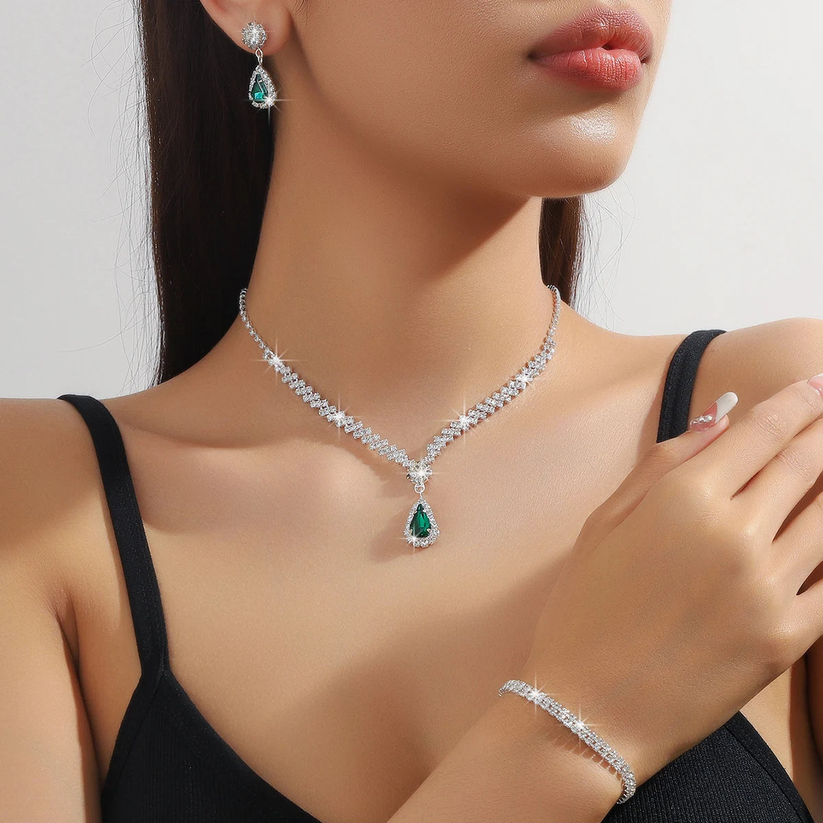 Parure Mariée – Série Claw Chain Goutte d’Eau (4 pièces)