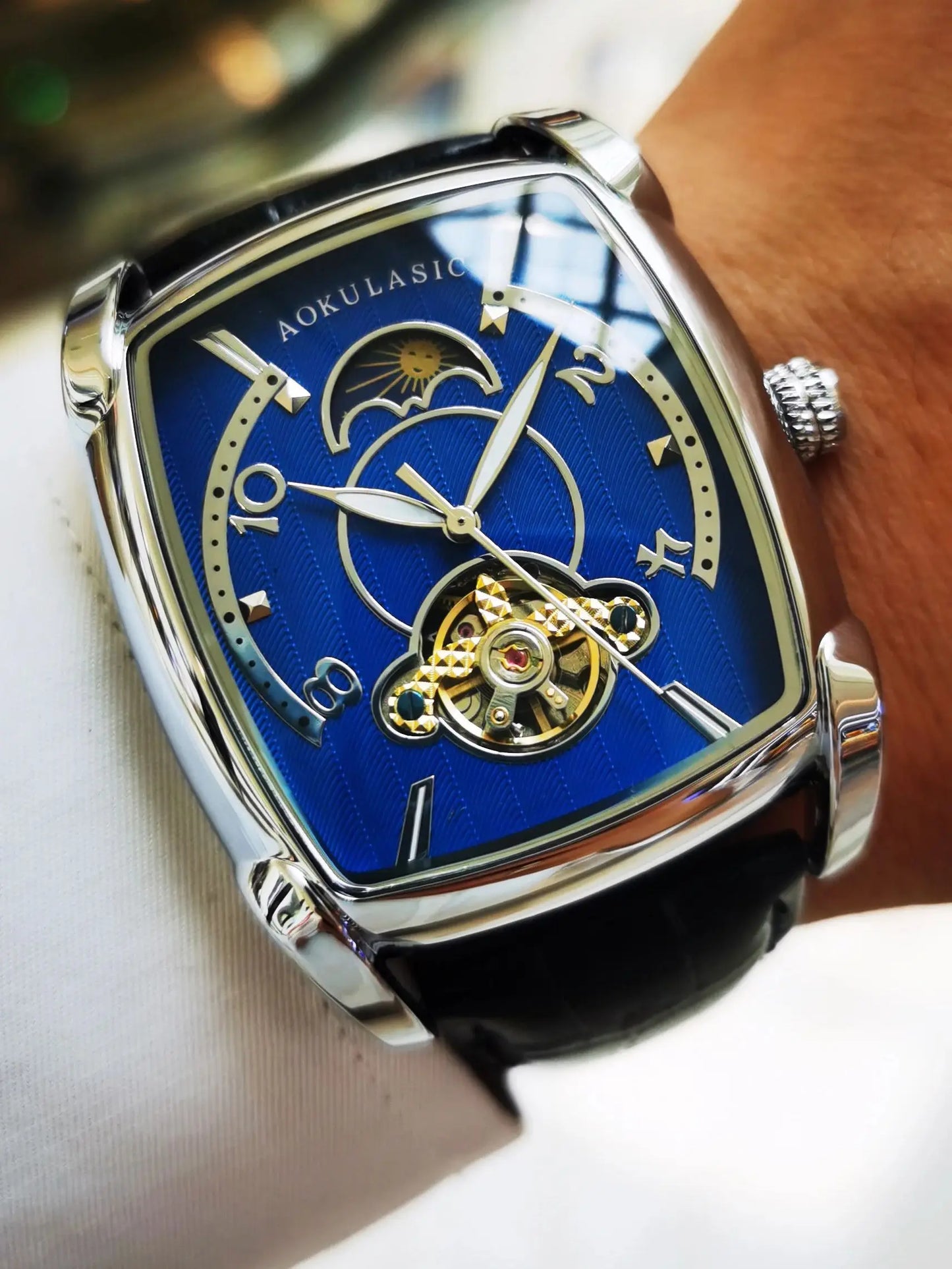 Tonneau Moon Phase – Montre Mécanique Élégante pour Homme (Édition Cadran Lune & Squelette)