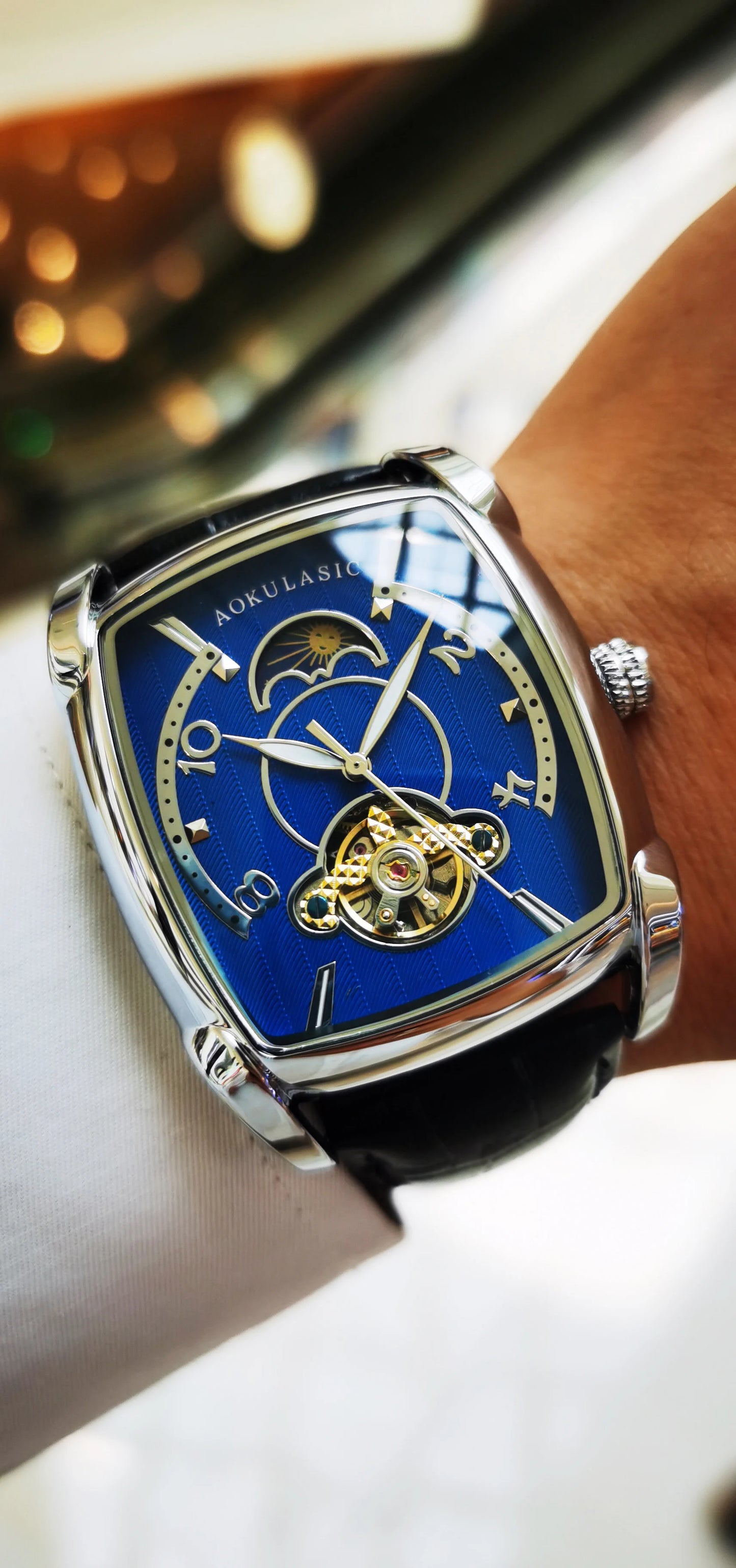 Tonneau Moon Phase – Montre Mécanique Élégante pour Homme (Édition Cadran Lune & Squelette)