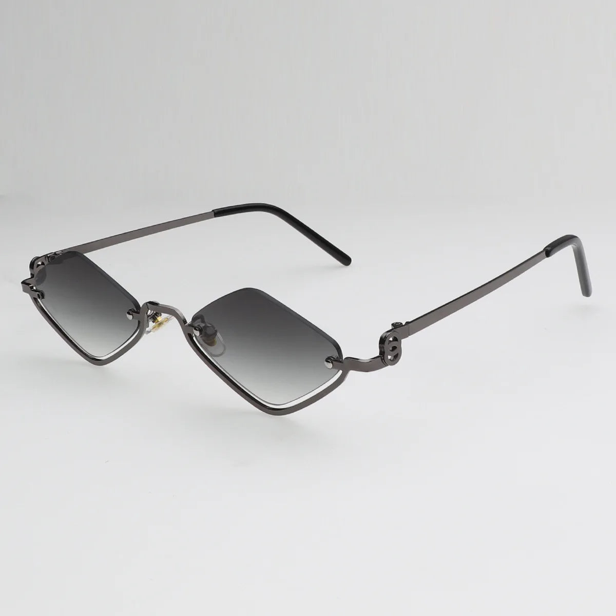 Lunettes YY96 – Lunettes de Soleil Cat Eye Métal & Glamour