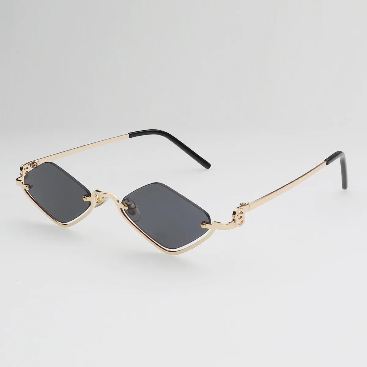 Lunettes YY96 – Lunettes de Soleil Cat Eye Métal & Glamour