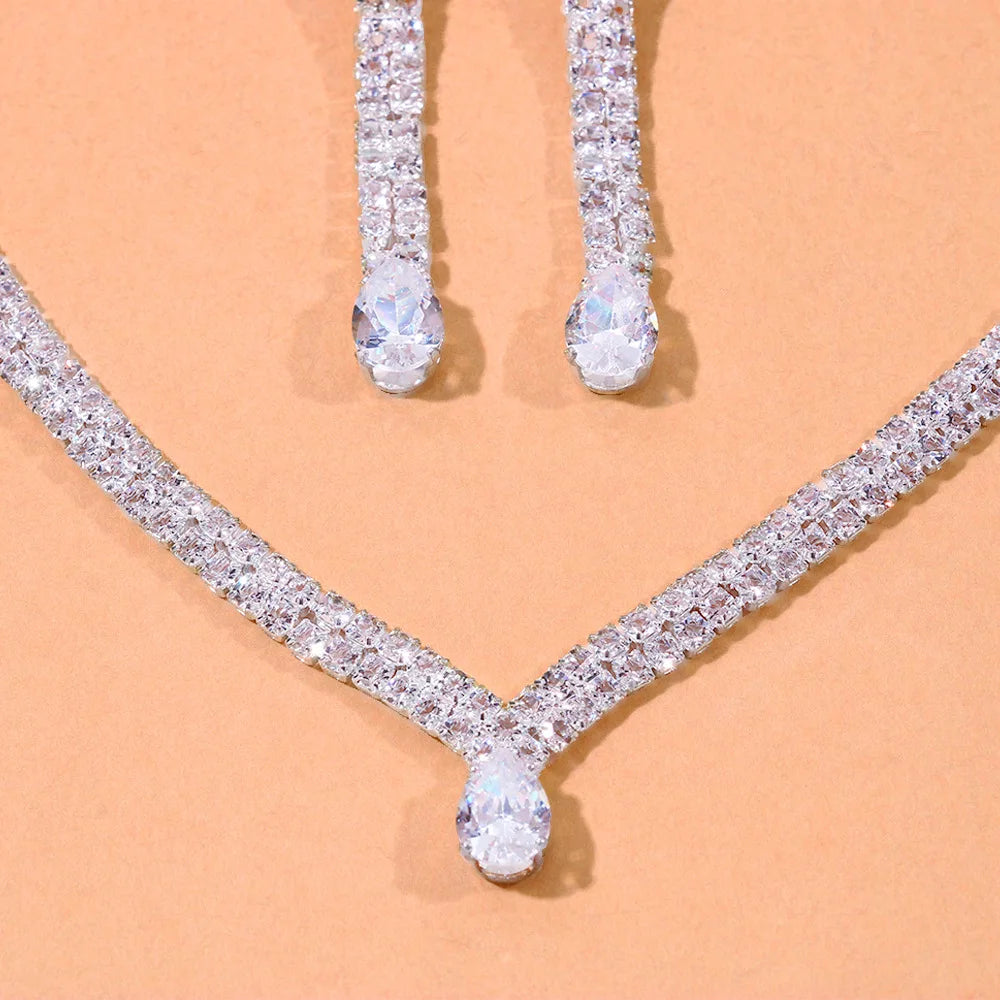 Parure Cristal Argenté – Élégance Géométrique par Stonefans