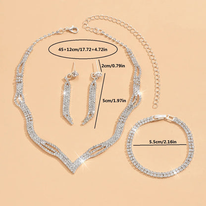 Parure Cristalline – Collection Griffes & Lumière (Édition Élégance)